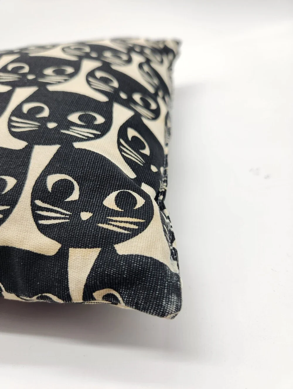 IKEA Black Cat MATTRAM Bolster Lumbar Pillows Niina Aalto Retro MCM 11x23